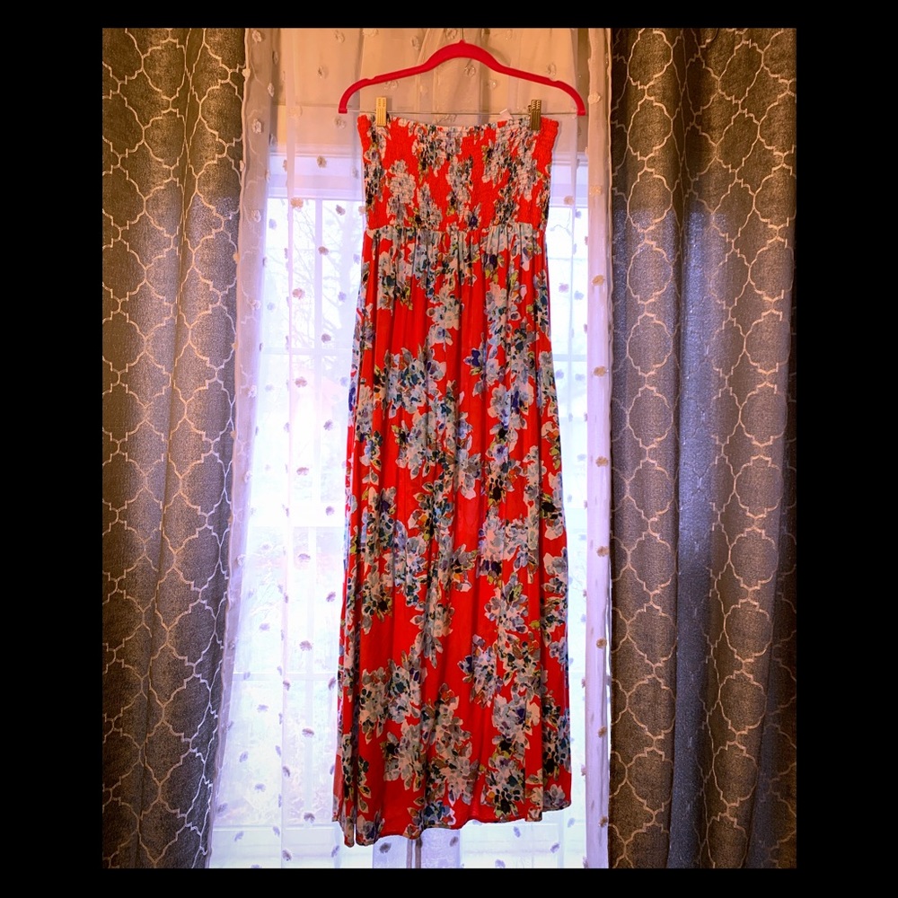 Strapless maxi